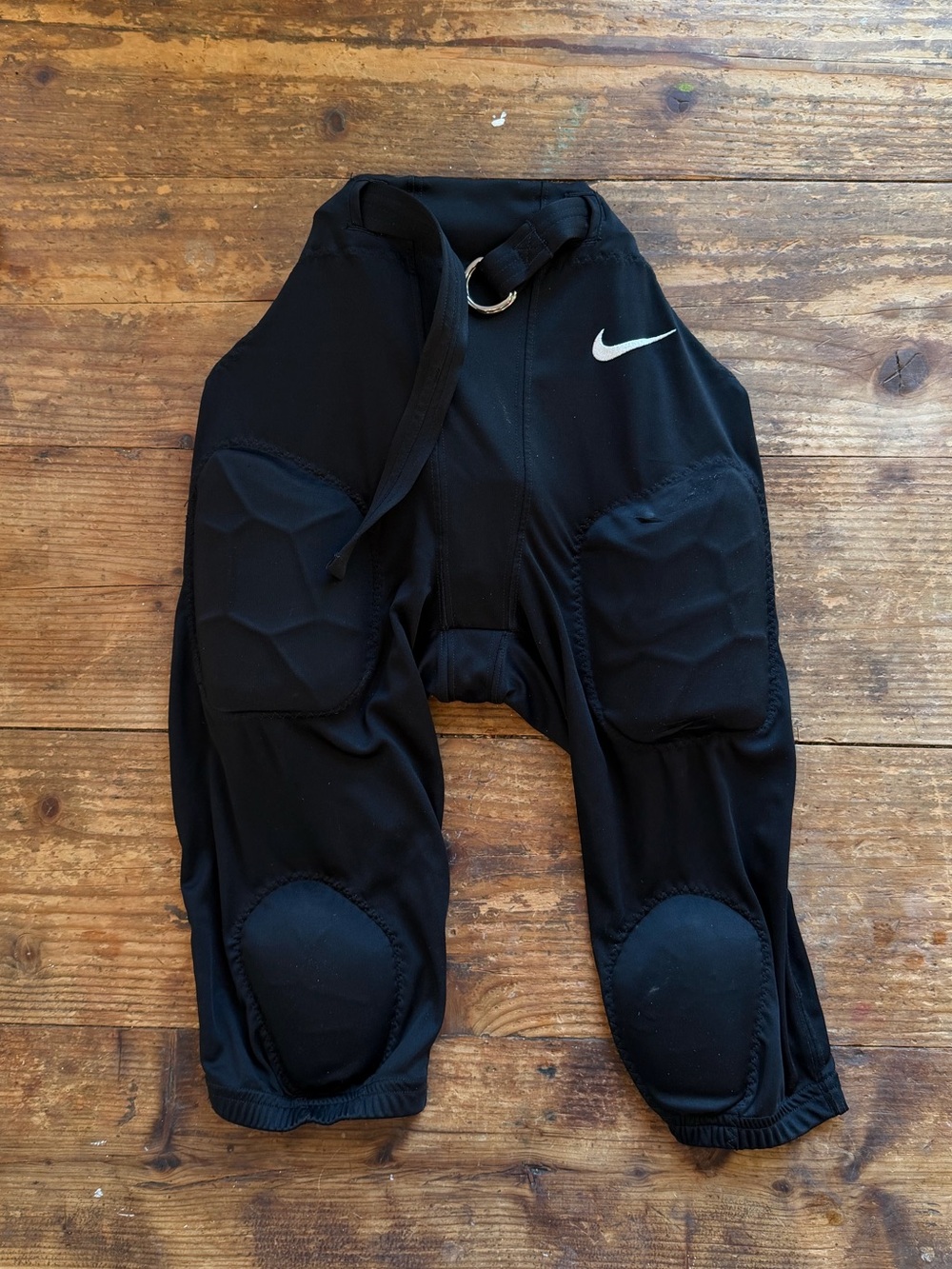 Nike Youth Recruit 3.0 football pants in Youth Large